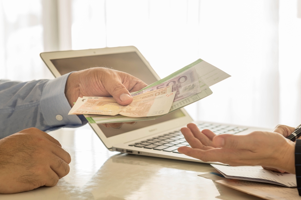 Do employees get paid in Liquidation?